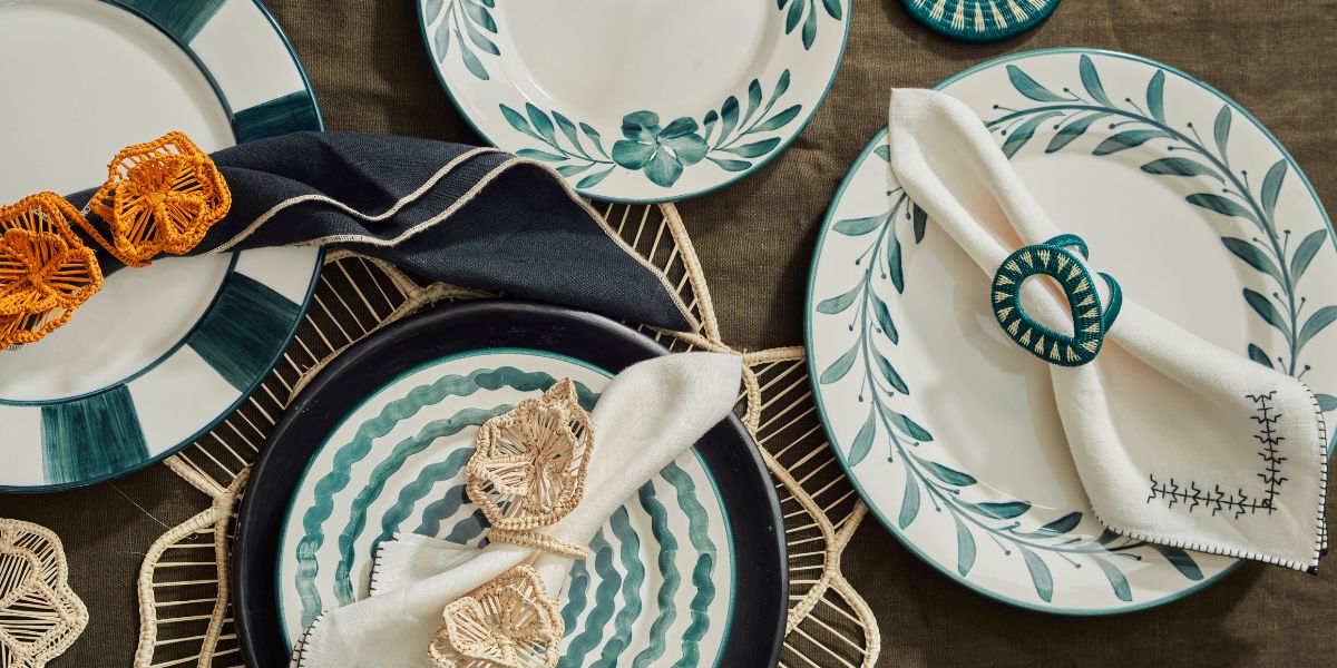 hand painted plates, iraca placemats priovidencia SS 25 collection
