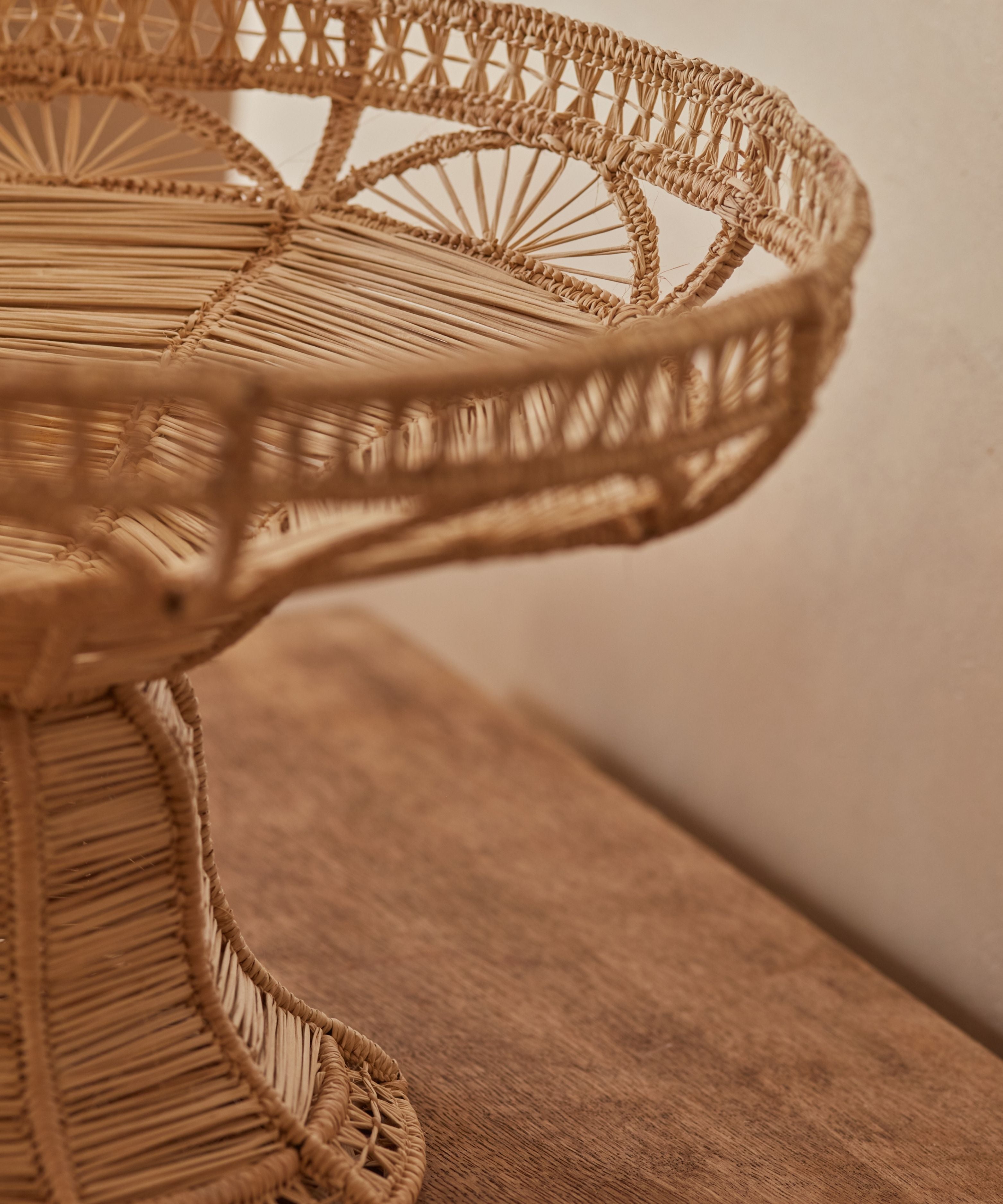 Deco Pedestal Fruit Bowl, Natural