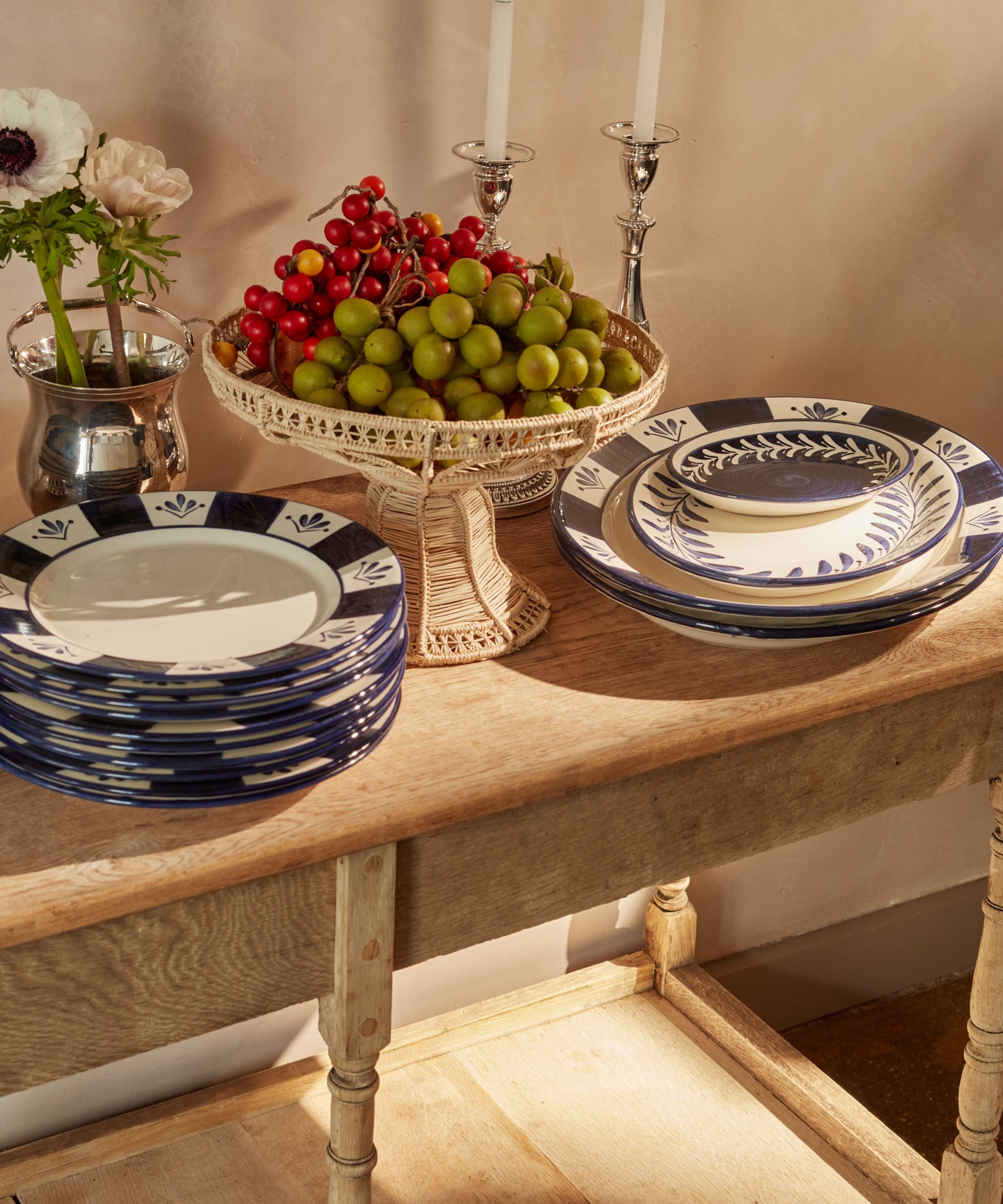 Deco Pedestal Fruit Bowl, Natural