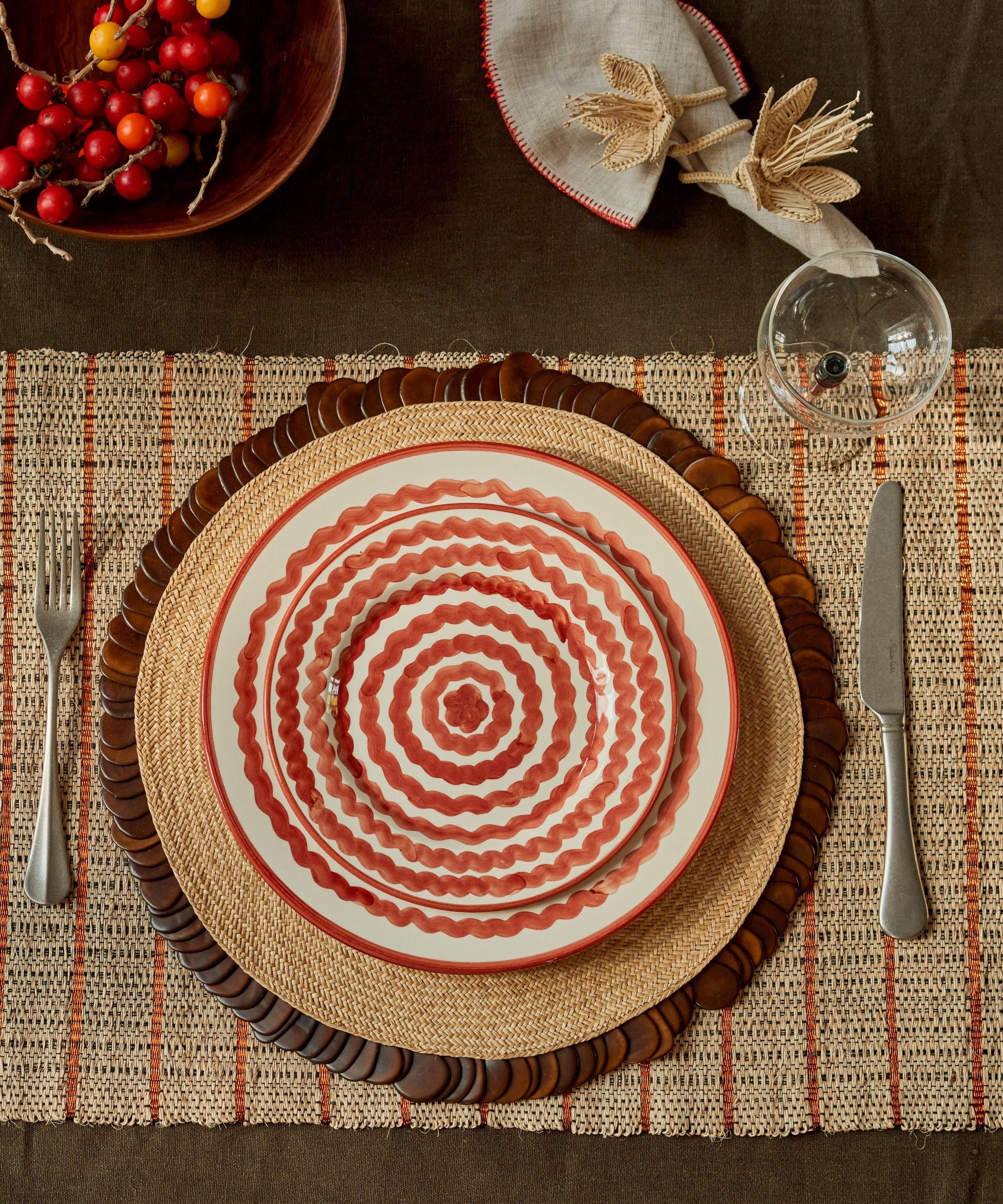 Ondas Dinner plate, Rust Red
