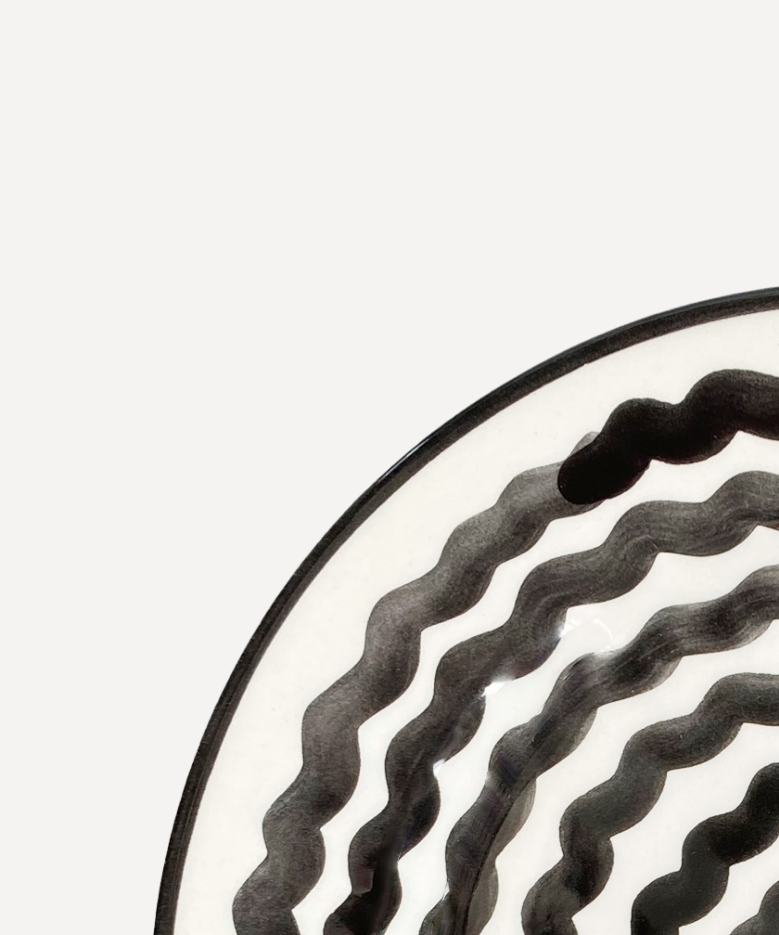 Ondas Side Plate, Jet Black