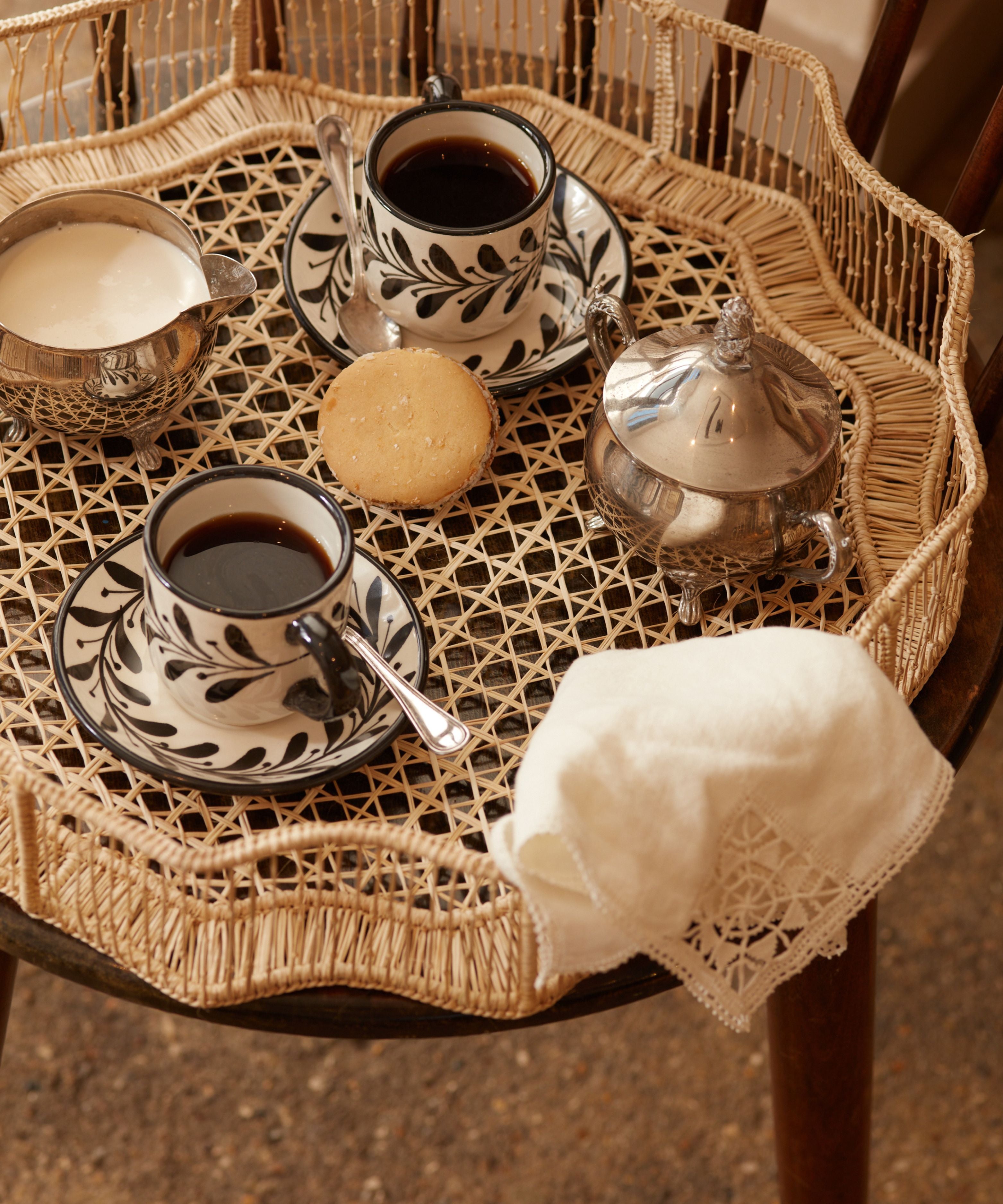 Helecho Coffee Cup, Jet Black