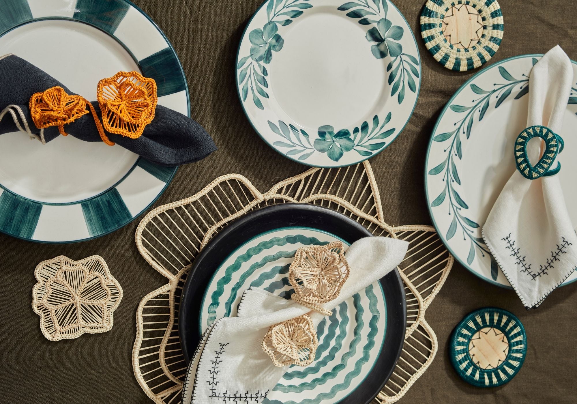 hand painted plates, iraca placemats priovidencia SS 25 collection