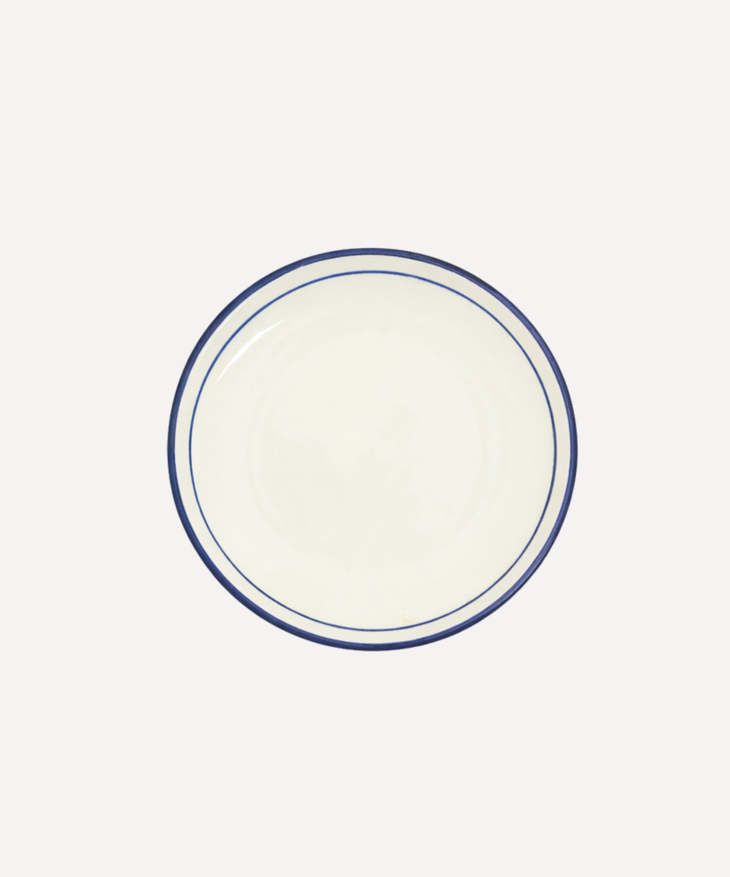 Rim Bread Plate in Deep Blue — hand-painted rimmed ceramic from Carmen del Viboral, Colombia.