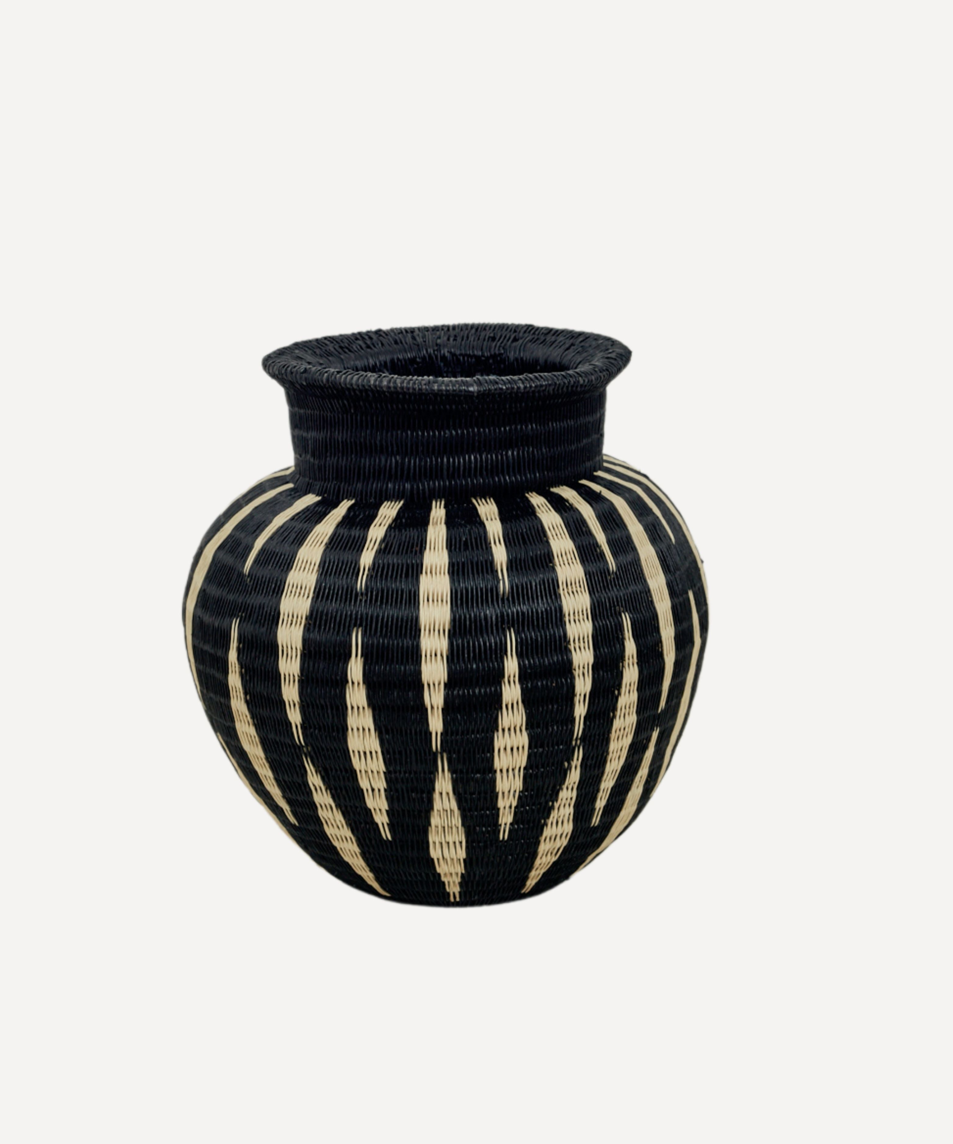 Lagrima Urn Werregue Vase
