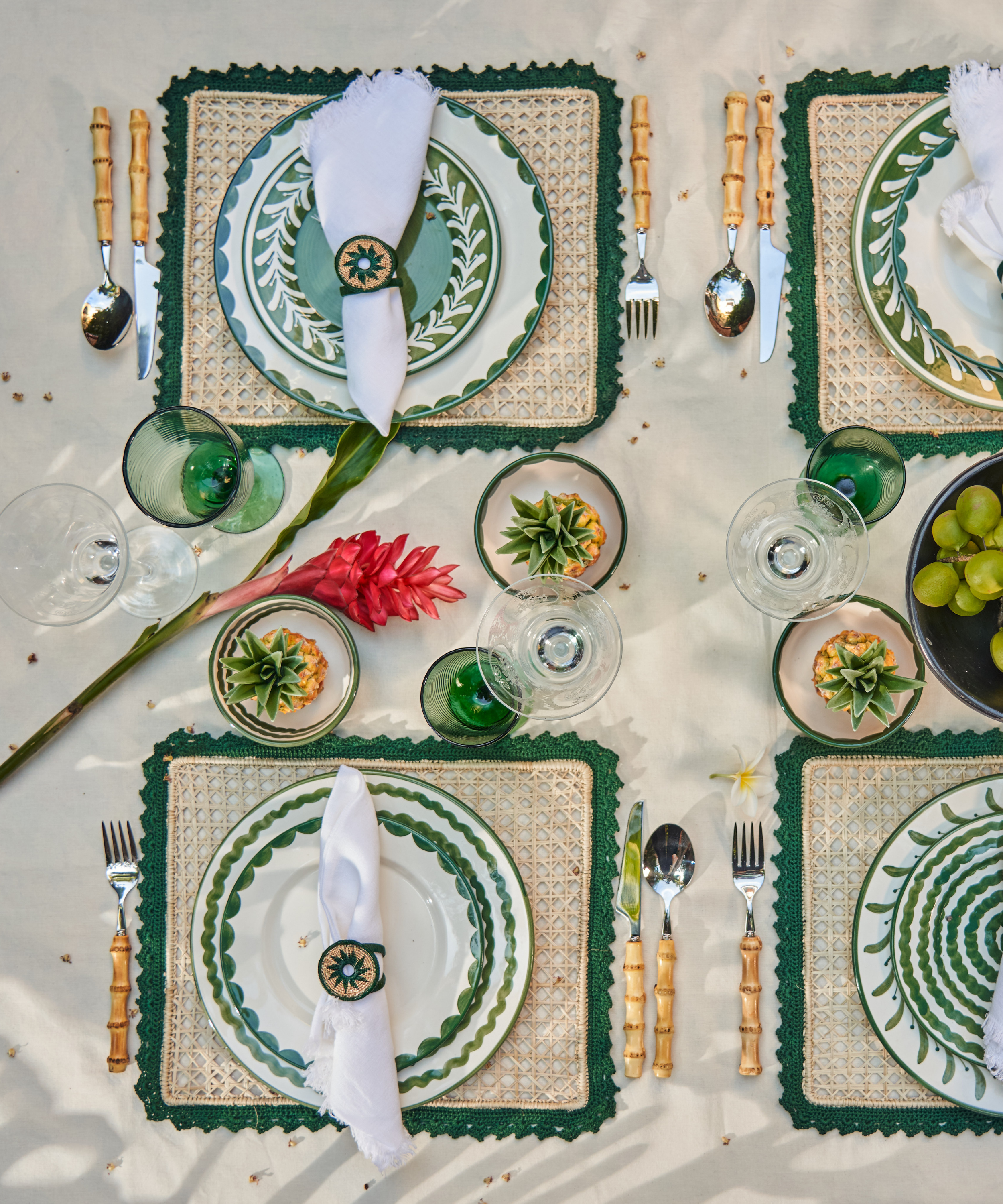 Cascos Dinner Plate, Fern Green