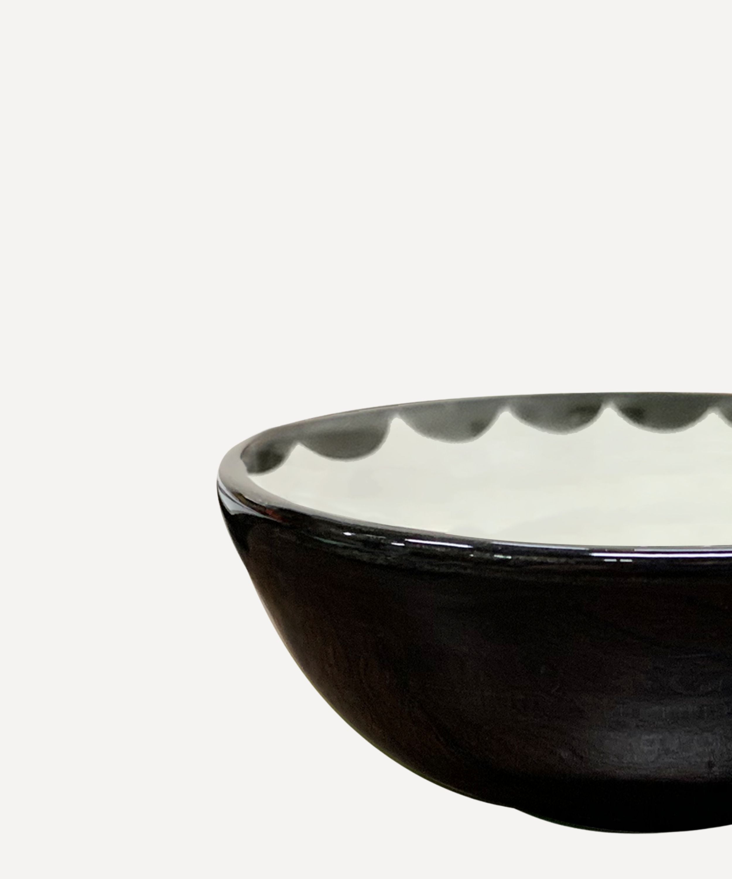 Cascos bowl in Jet Black, scalloped hand-painted Colombian ceramic