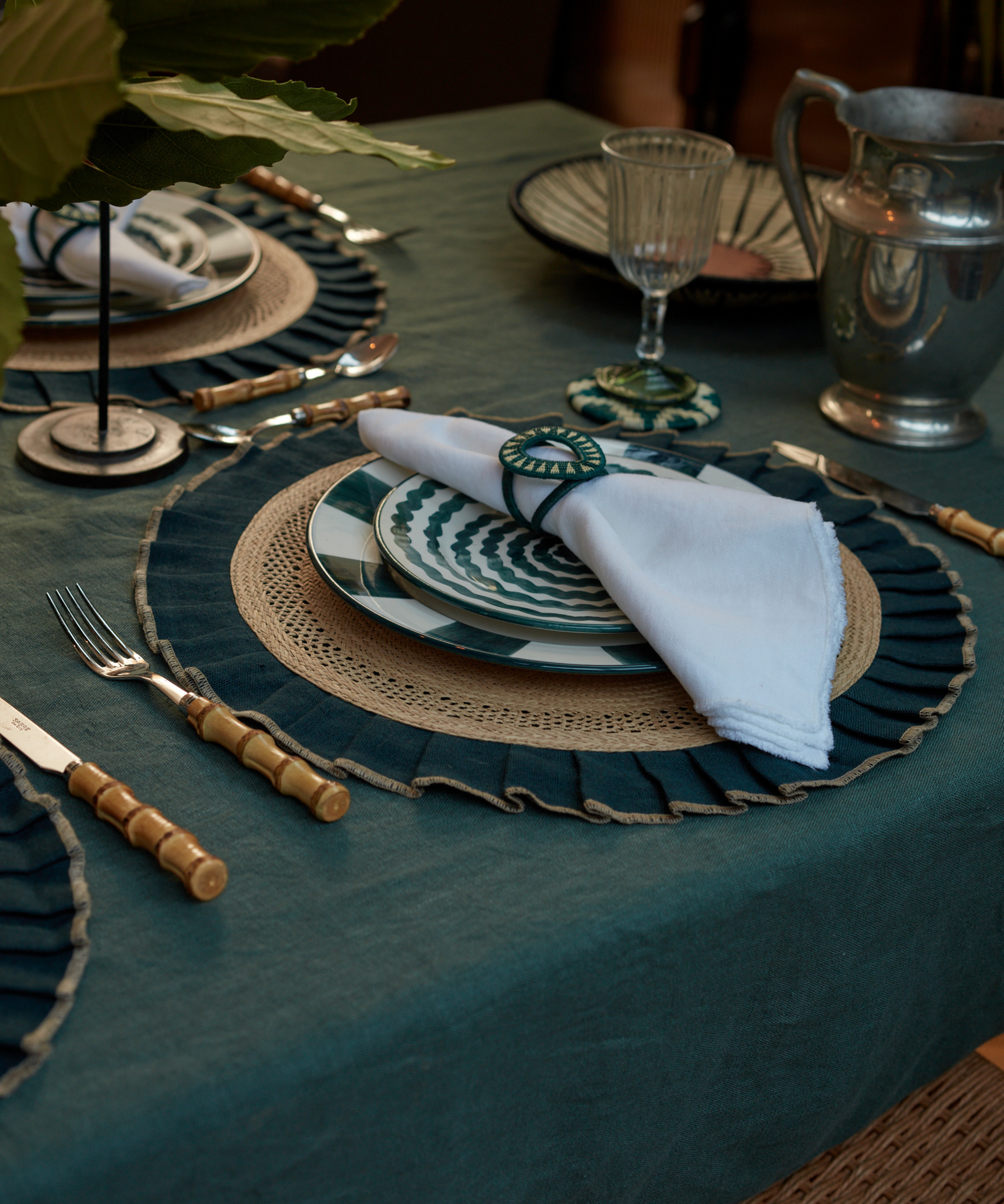 Arandela Iraca and Linen Placemats - Teal