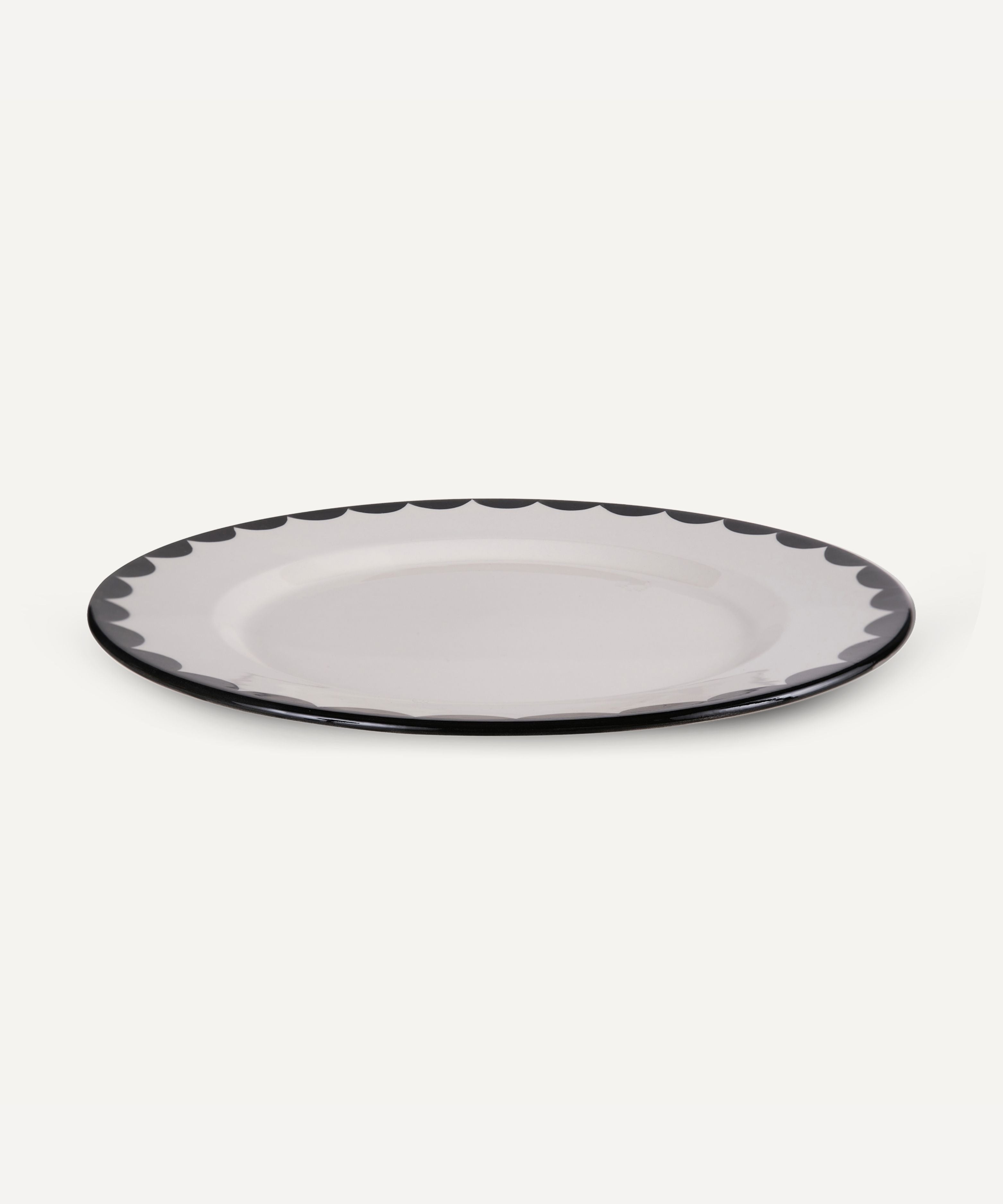 Cascos Dinner Plate, Jet Black
