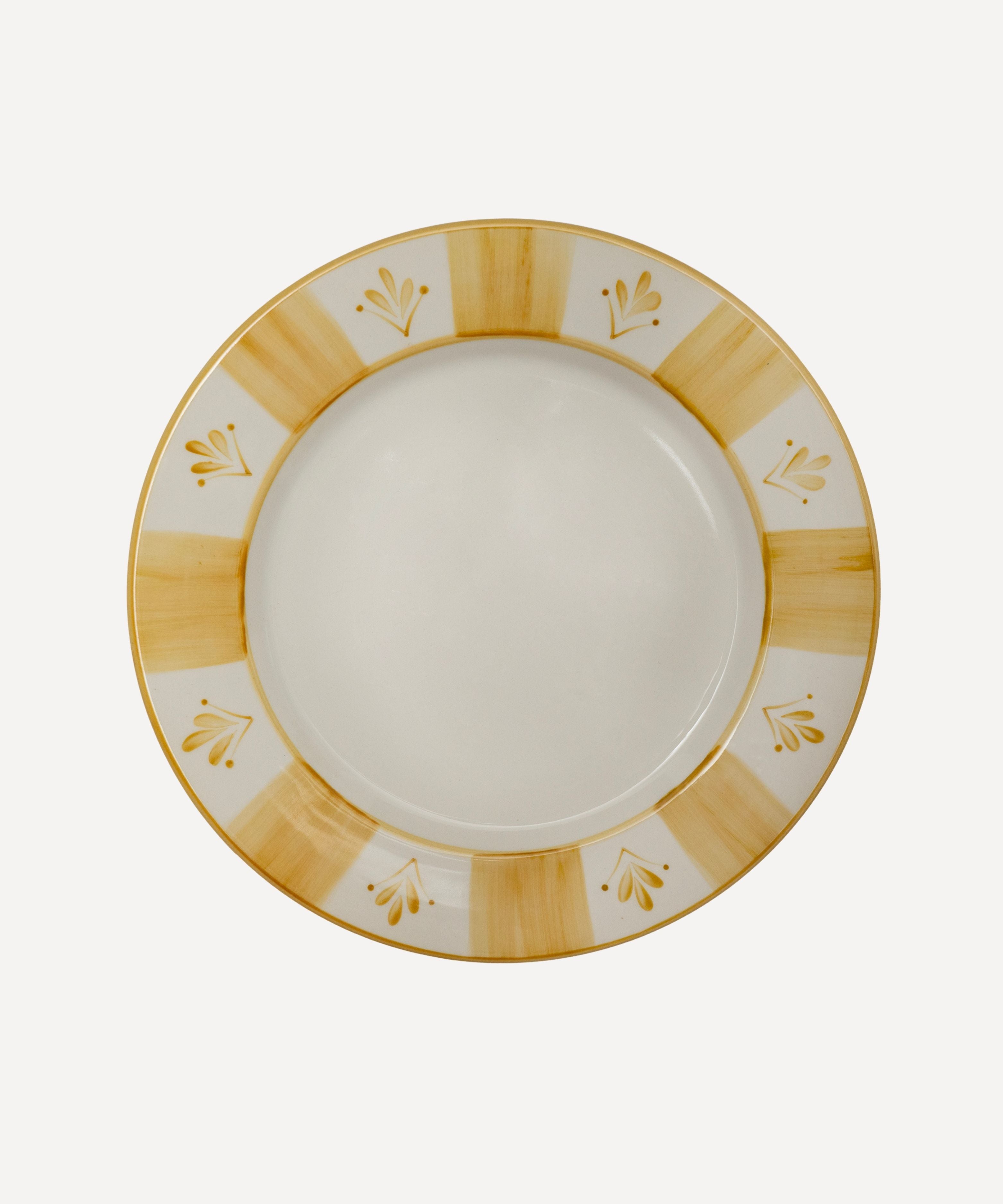 Flor de Lis Dinner Plate, Golden Yellow