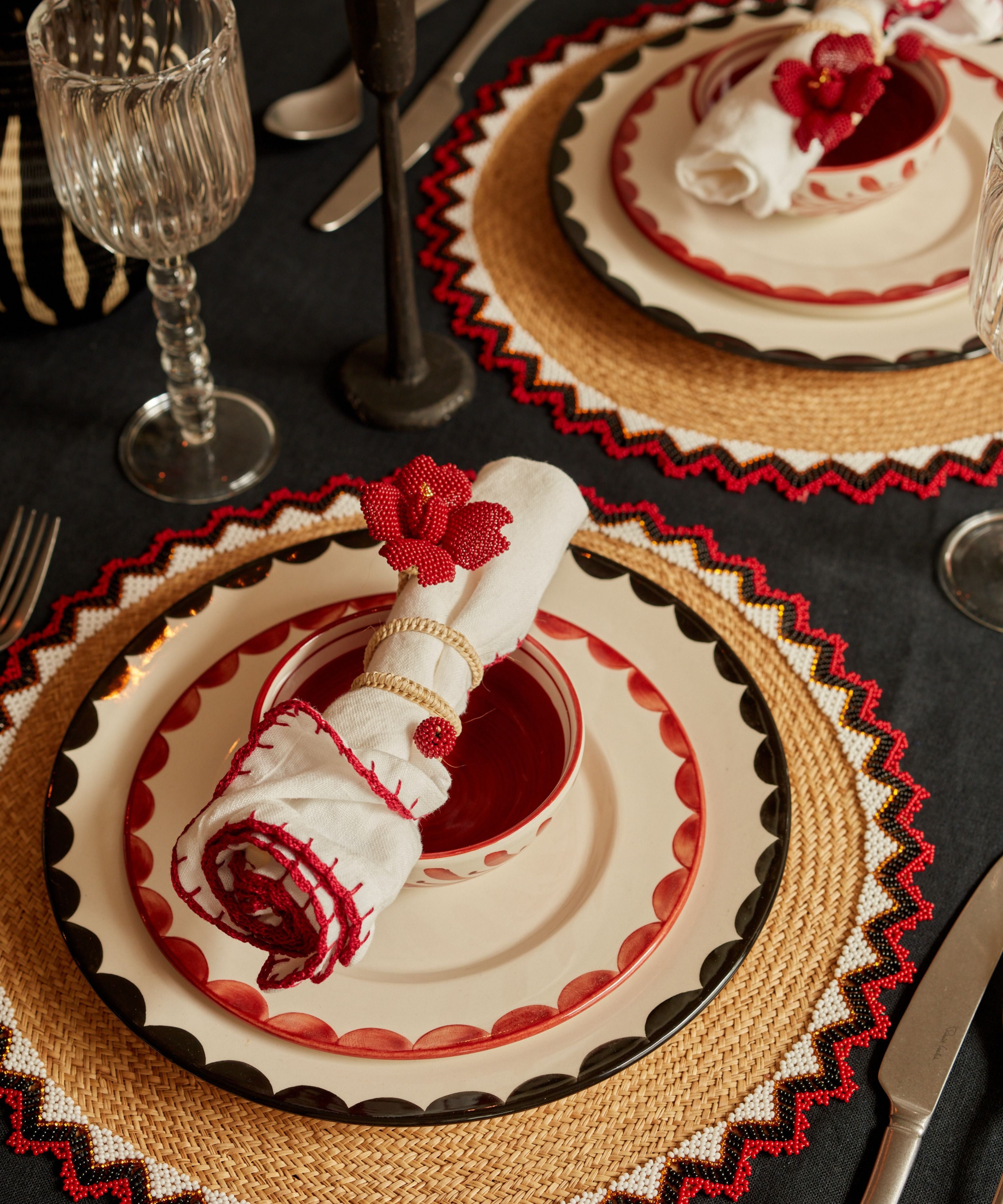 Cascos Side Plate, Rust Red