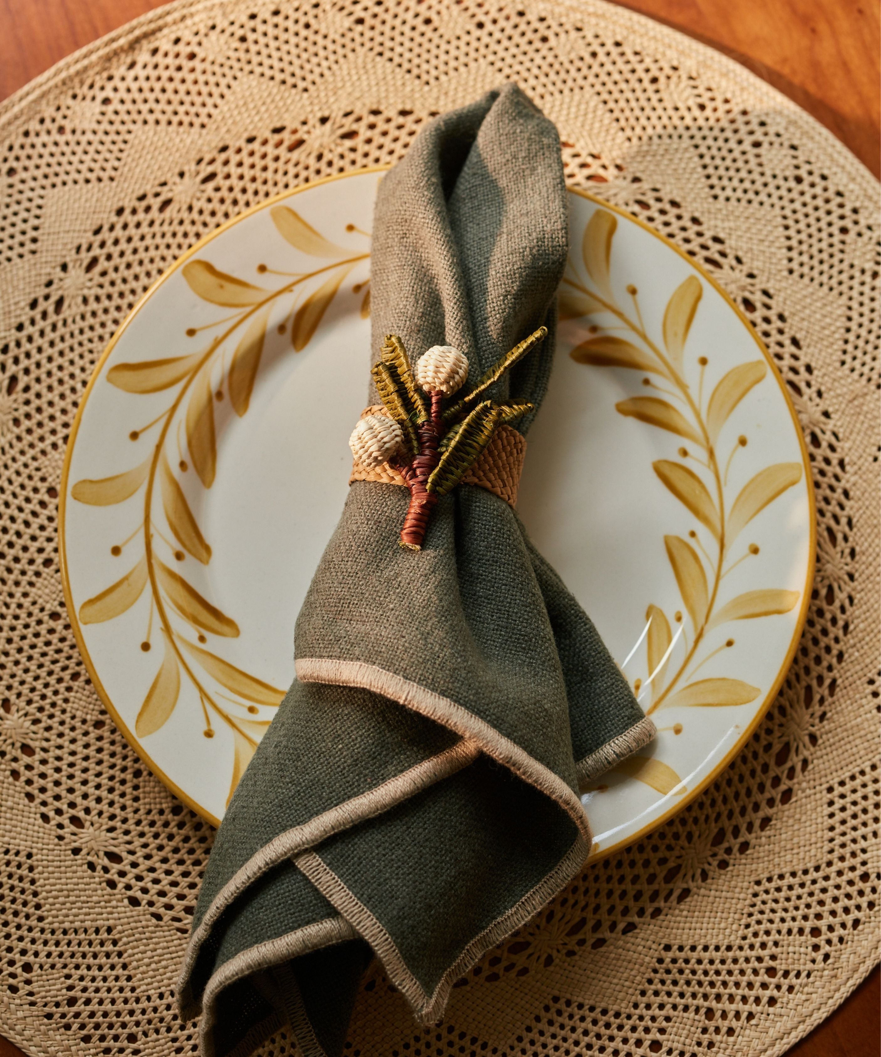 Helecho Side Plate, Golden Yellow