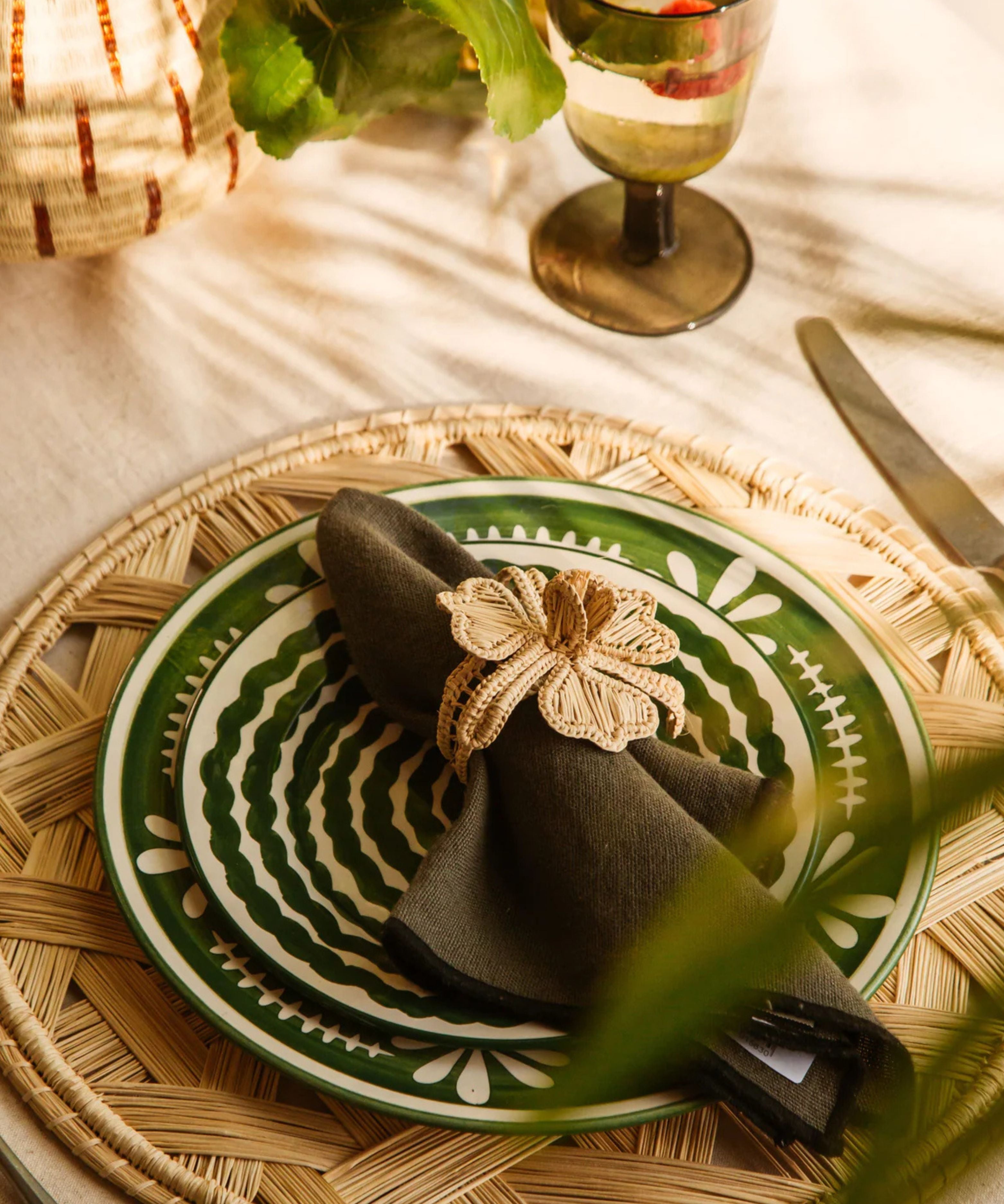 Ondas Side Plate, Fern Green