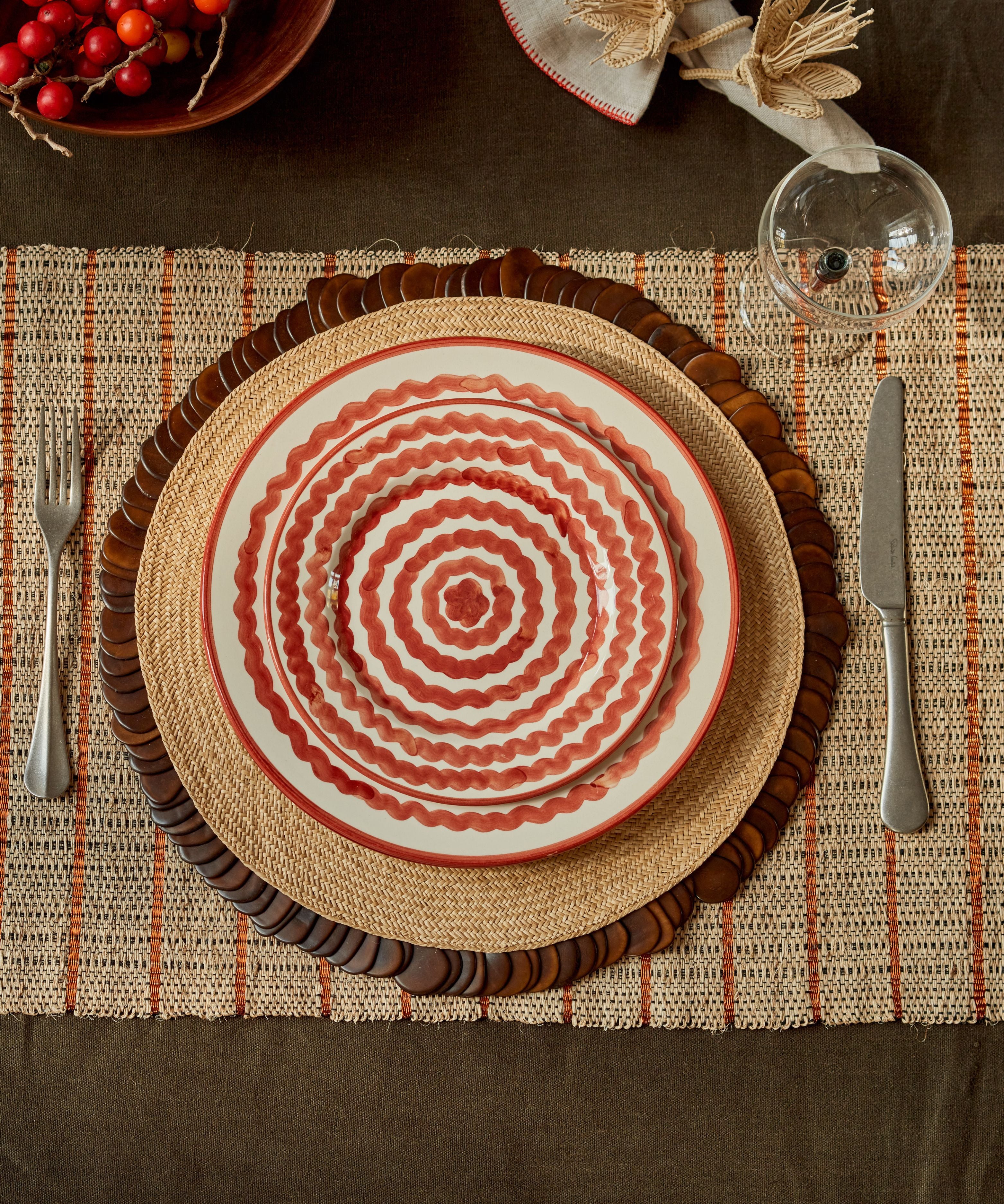 Ondas Side Plate, Rust Red