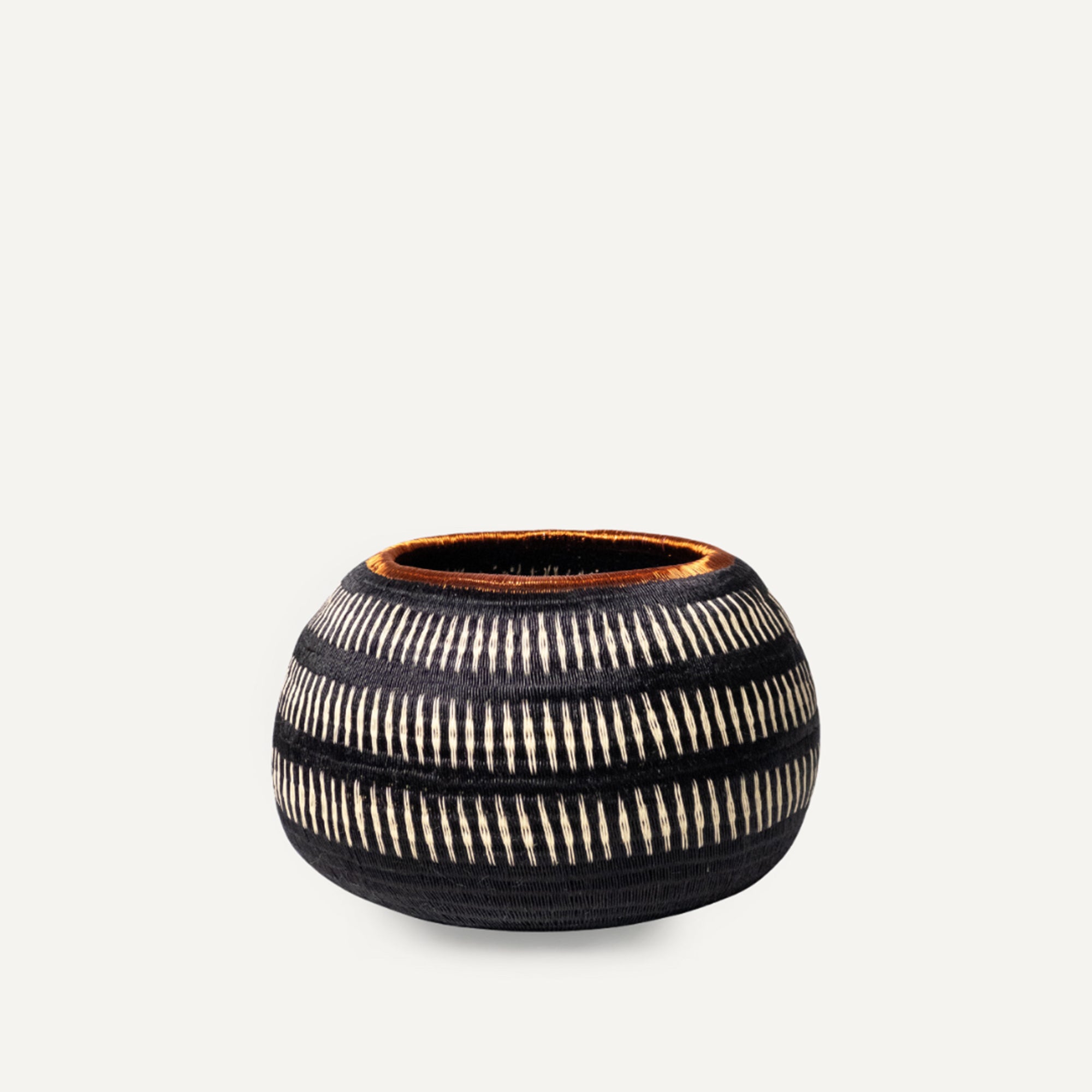 Eysol Vase  Wholesale Handcrafted Tableware