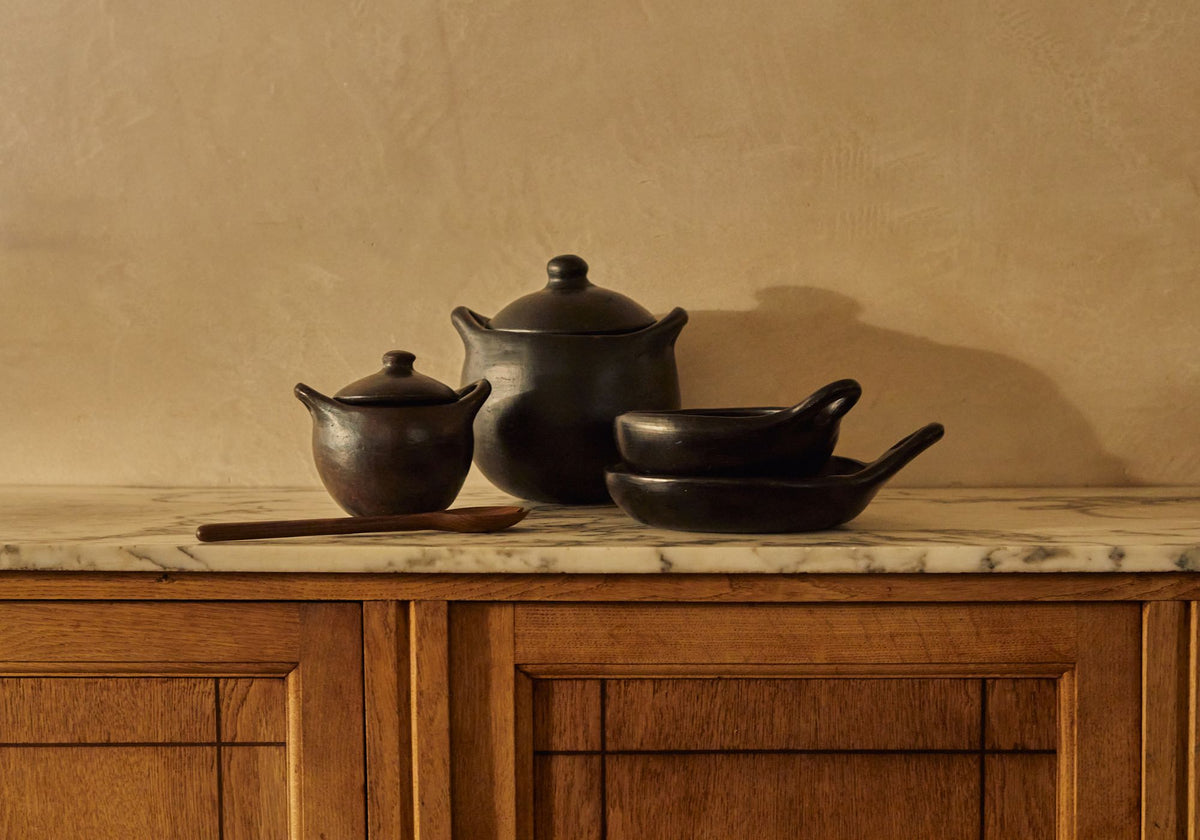 Discover The Tolima Range: Handcrafted Black Clay Pottery from La Chamba