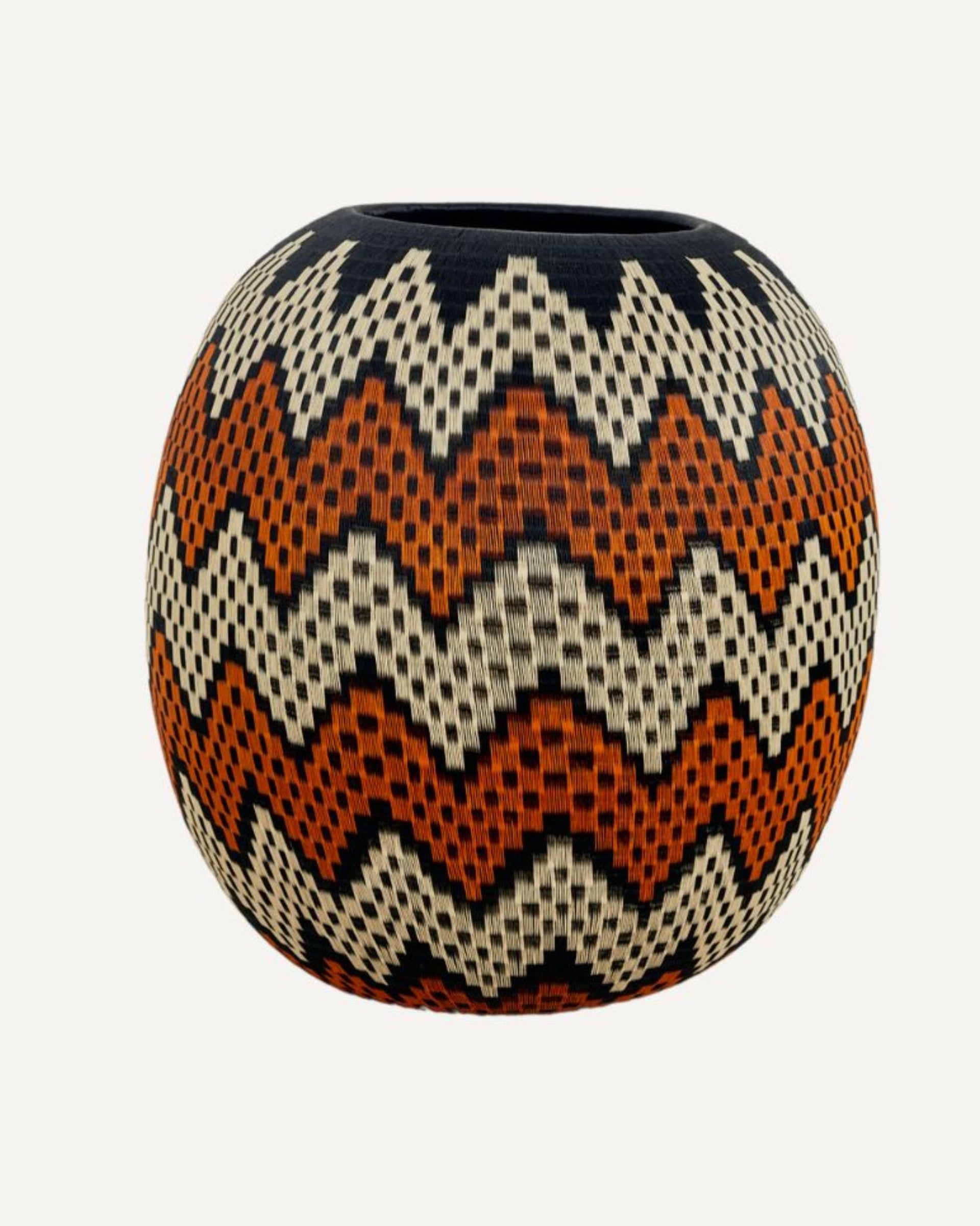 Tierra y Aire Basket Handwoven Werregue Palm White & Orange