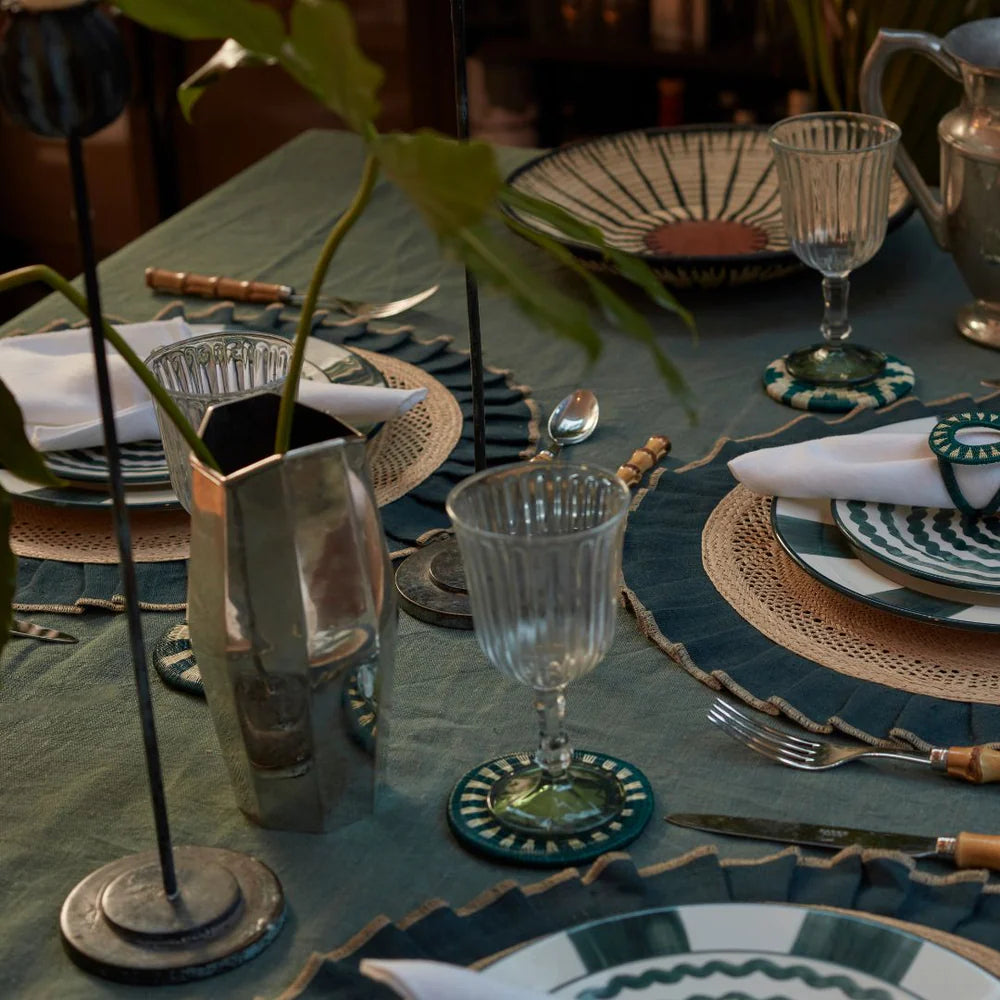 Arandela Iraca and Linen Placemats - Teal